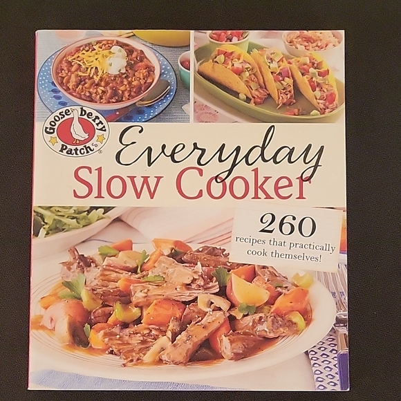 Gooseberry Patch Other - Everyday Slow Cooker Cookbook